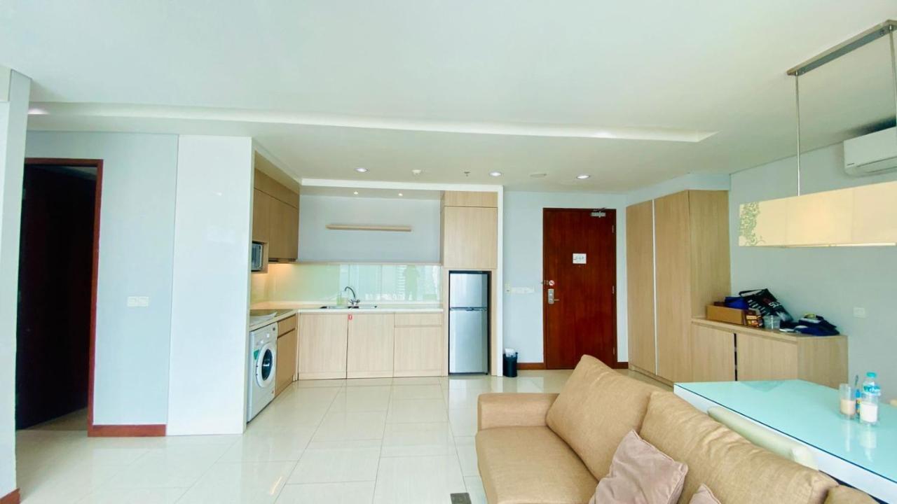 The H Tower Rasuna Suites Kuningan Jakarta By Villaloka Bagian luar foto