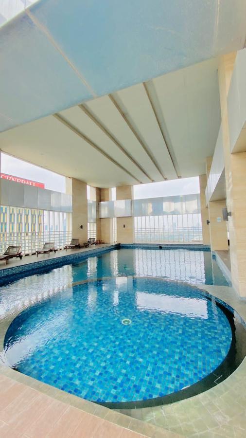 The H Tower Rasuna Suites Kuningan Jakarta By Villaloka Bagian luar foto