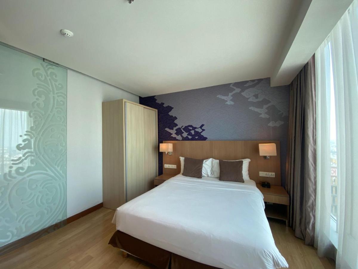 The H Tower Rasuna Suites Kuningan Jakarta By Villaloka Bagian luar foto