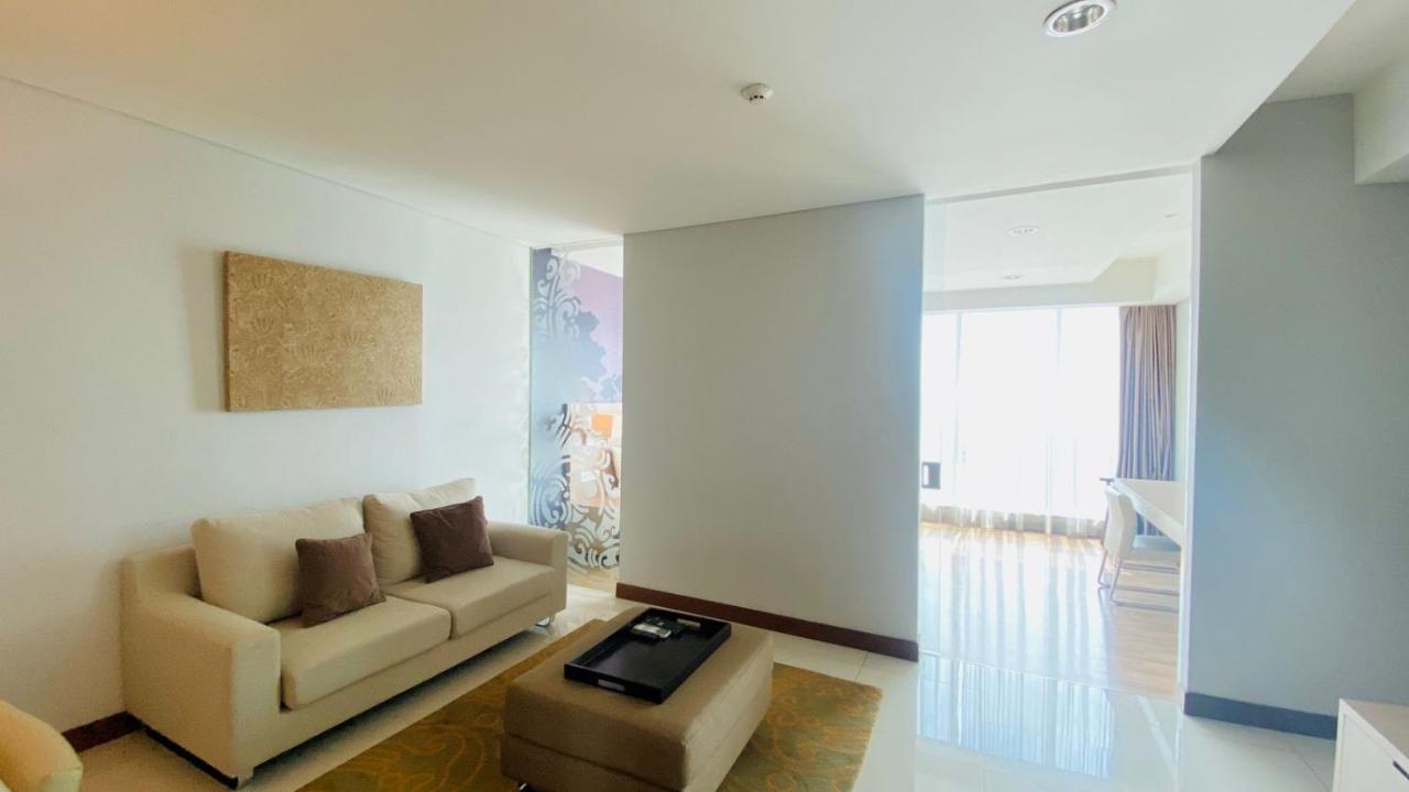 The H Tower Rasuna Suites Kuningan Jakarta By Villaloka Bagian luar foto