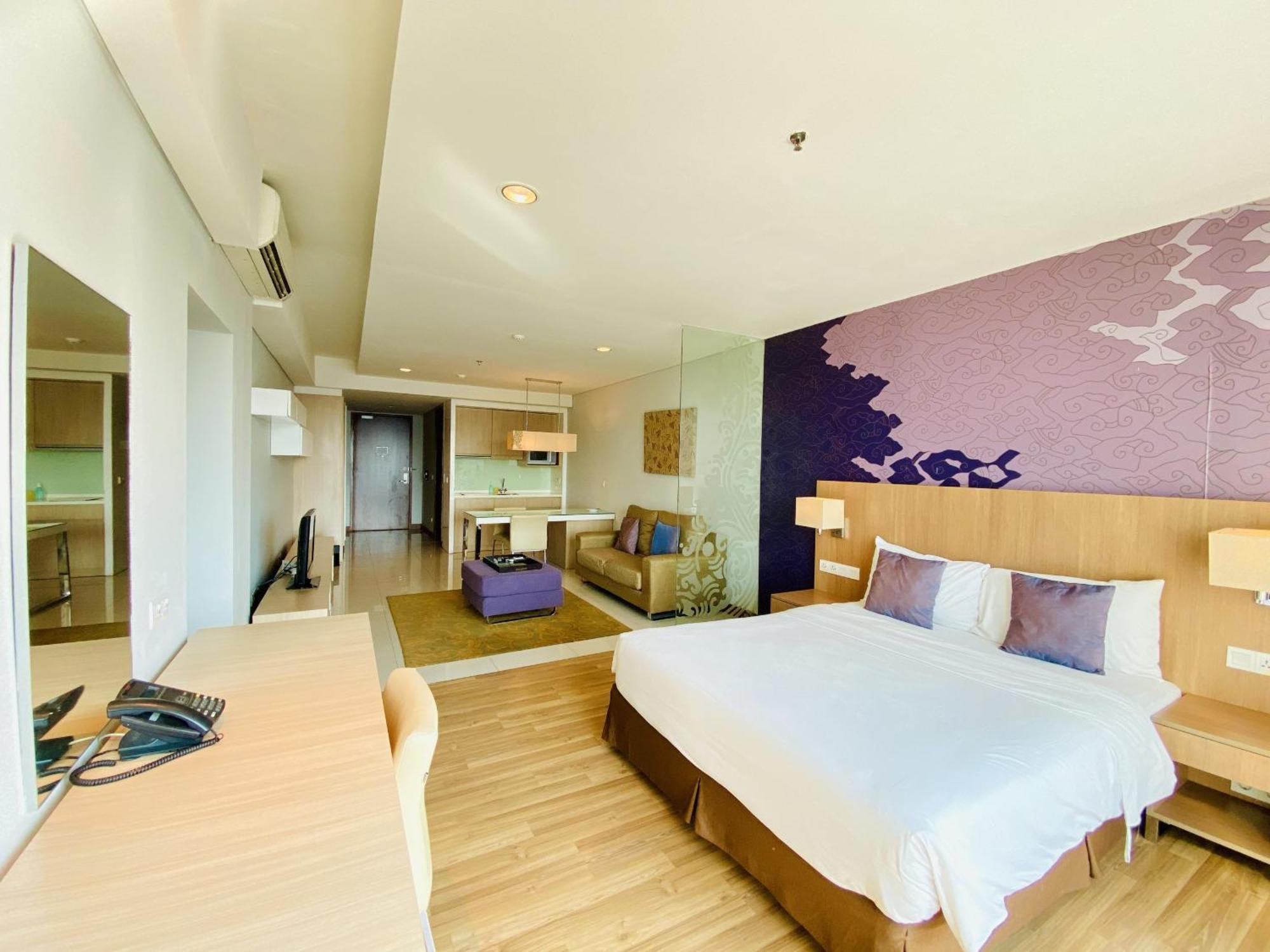 The H Tower Rasuna Suites Kuningan Jakarta By Villaloka Bagian luar foto