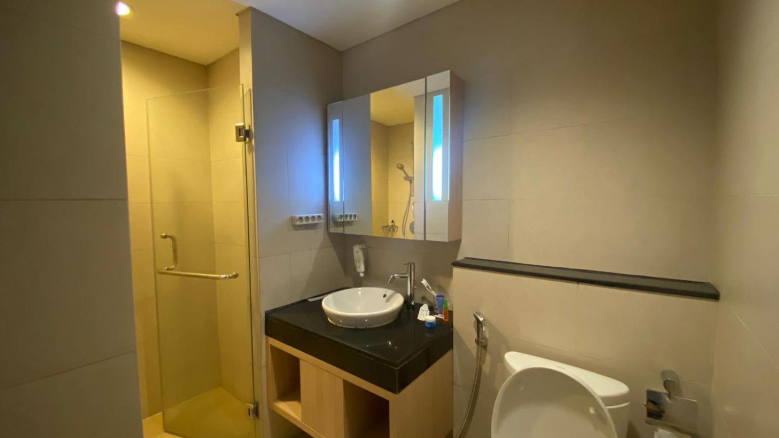 The H Tower Rasuna Suites Kuningan Jakarta By Villaloka Bagian luar foto
