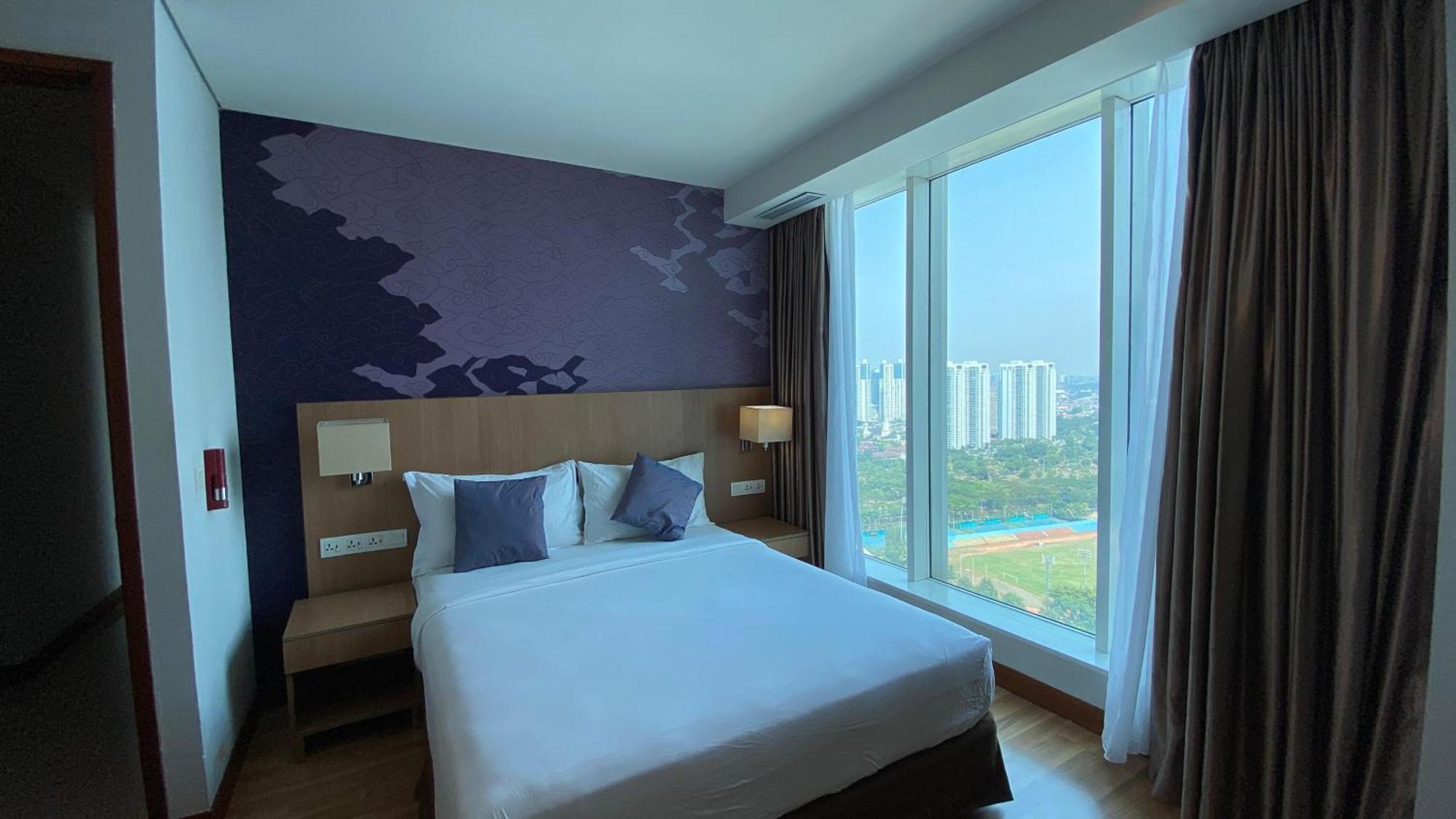 The H Tower Rasuna Suites Kuningan Jakarta By Villaloka Bagian luar foto