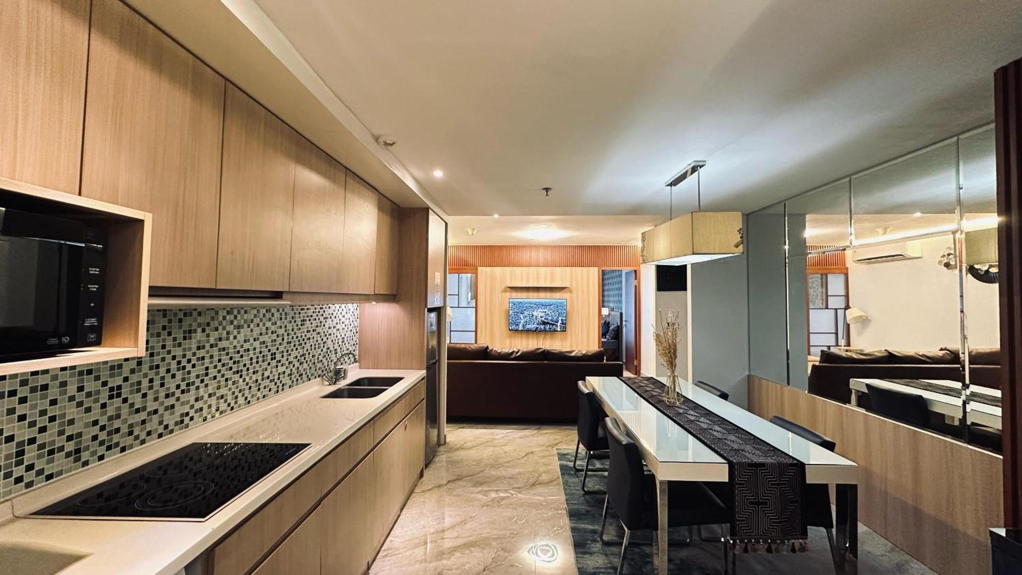 The H Tower Rasuna Suites Kuningan Jakarta By Villaloka Bagian luar foto