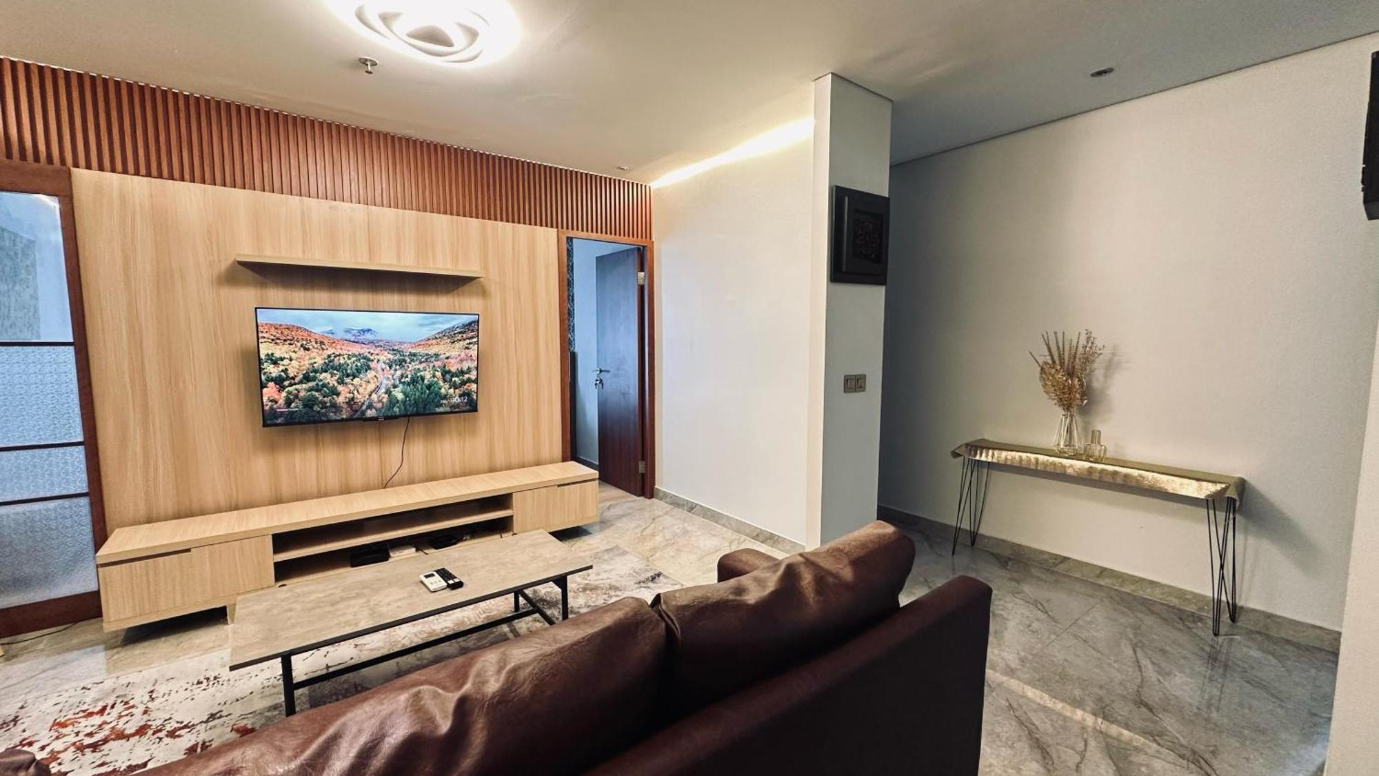The H Tower Rasuna Suites Kuningan Jakarta By Villaloka Bagian luar foto