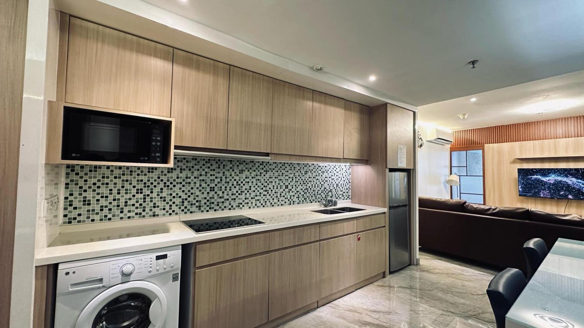 The H Tower Rasuna Suites Kuningan Jakarta By Villaloka Bagian luar foto