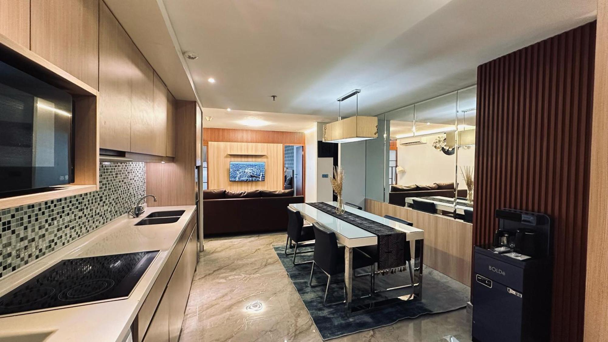 The H Tower Rasuna Suites Kuningan Jakarta By Villaloka Bagian luar foto