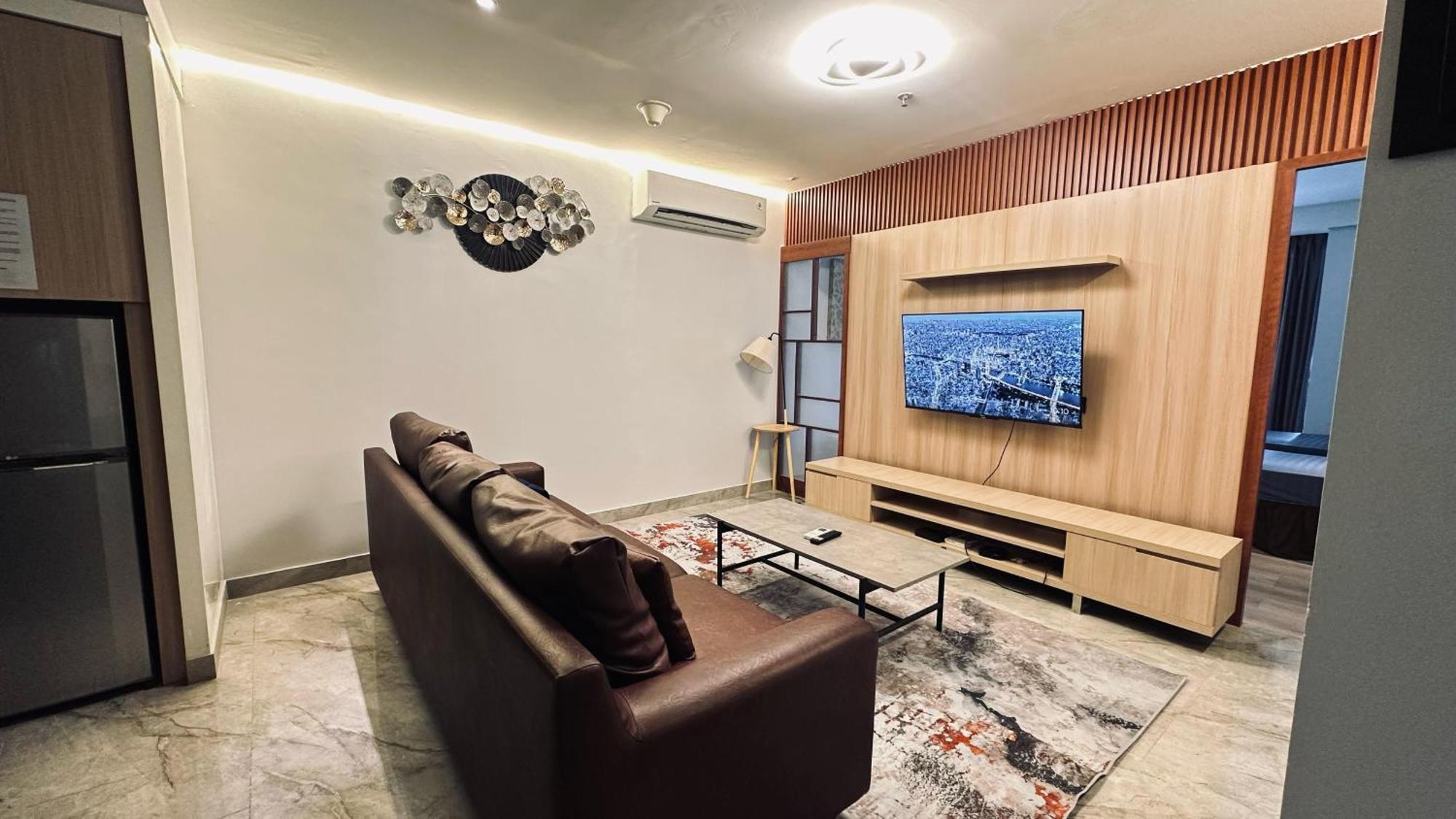 The H Tower Rasuna Suites Kuningan Jakarta By Villaloka Bagian luar foto